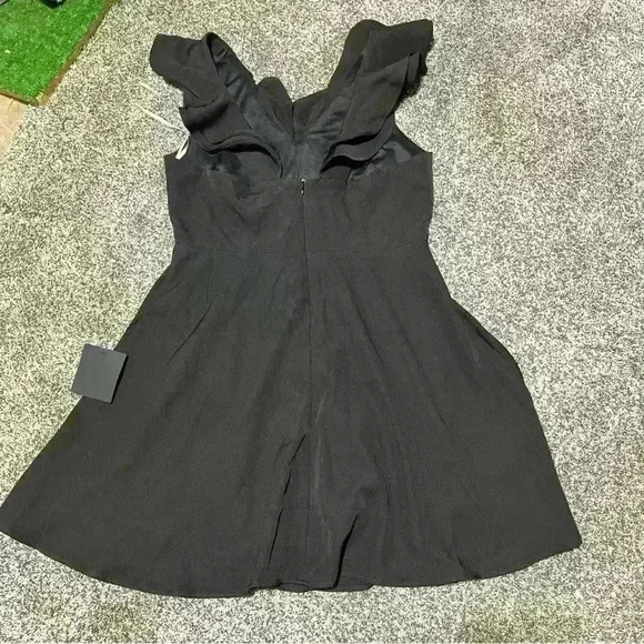Lulus Divine Darling Black Ruffled Sleeve Skater Dress Large- NWT $69 Retail - Picture 12 of 13